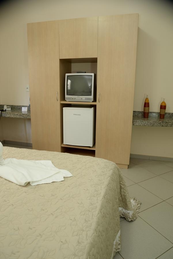 Large Double Room,613851240:JPEG